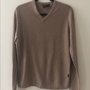 BOSS: v neck sweater